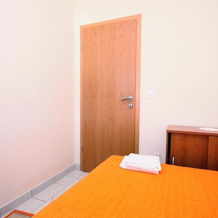 Apartments By The Sea Vinisce, Trogir - 5229 Zimmer foto