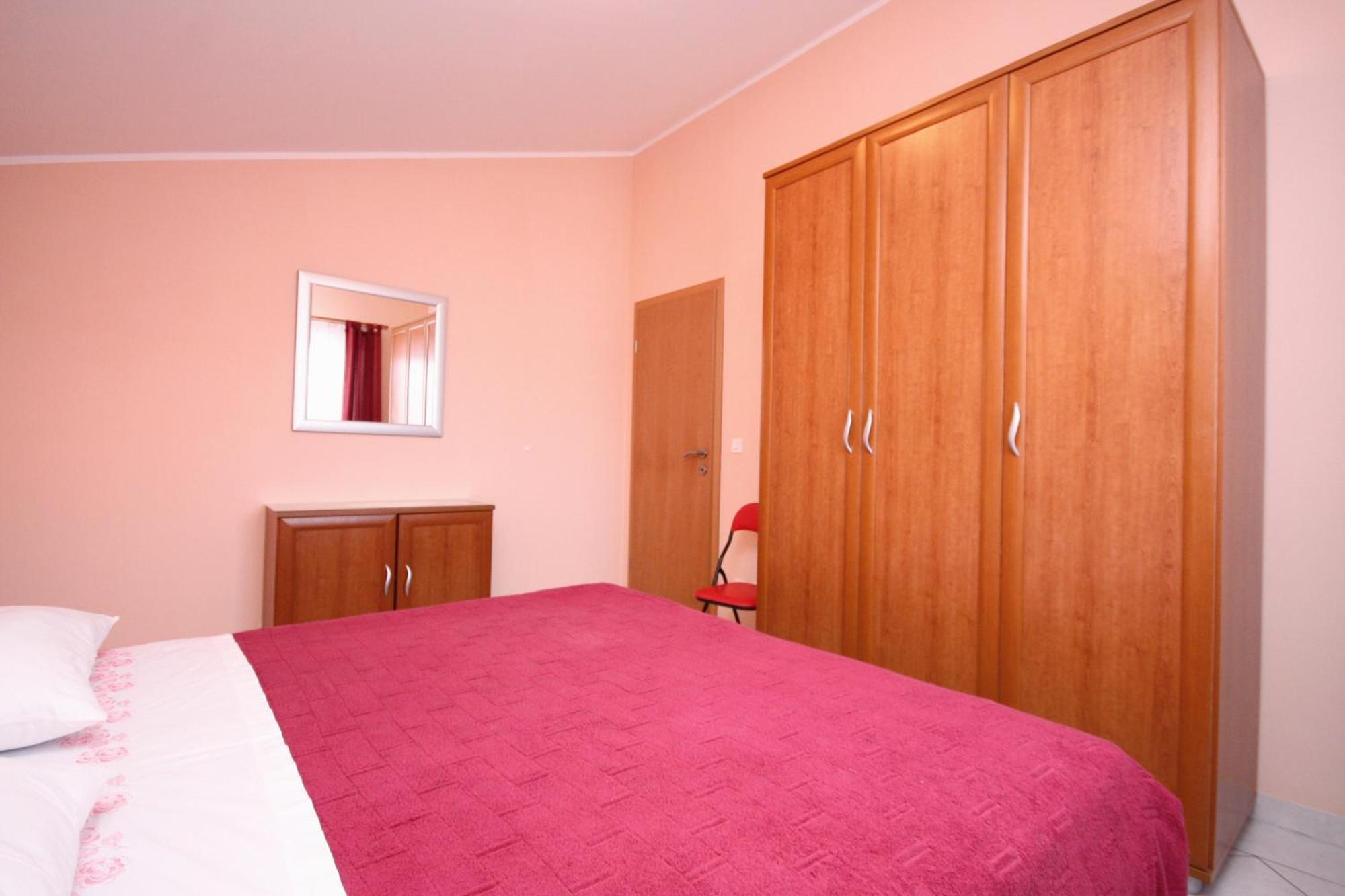 Apartments By The Sea Vinisce, Trogir - 5229 Zimmer foto